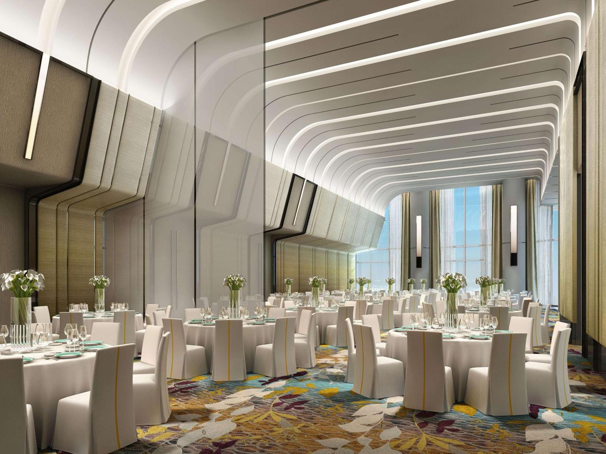 Doubletree By Hilton Ahmedabad Hotel Екстериор снимка